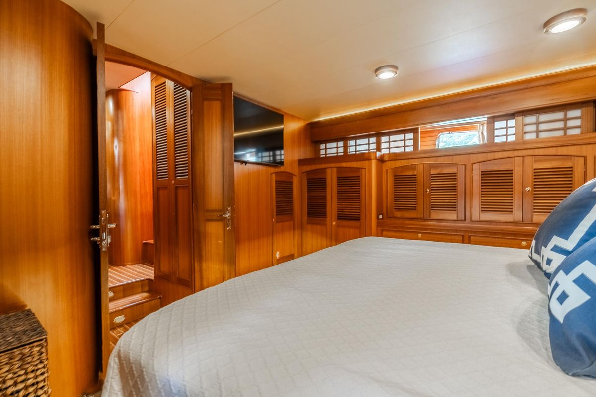 2011 Marlow 57 