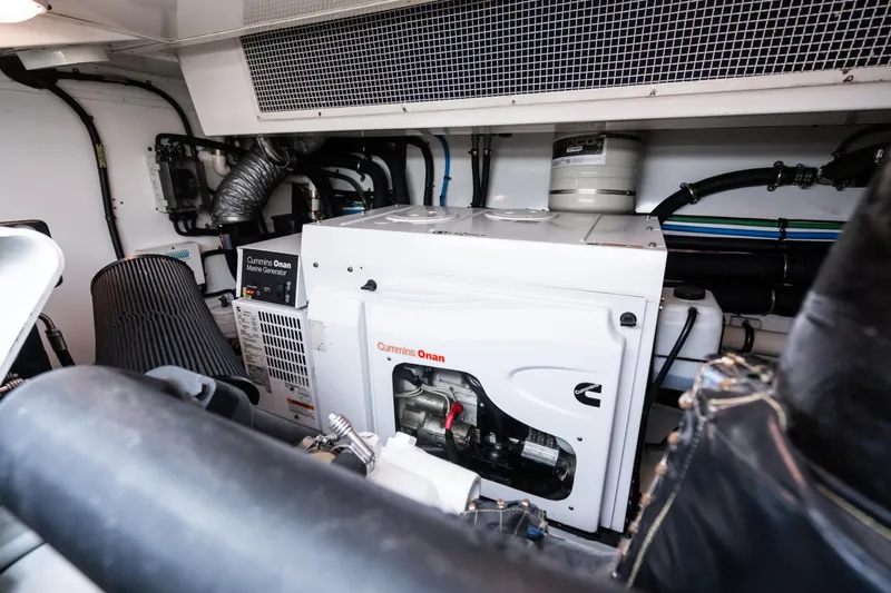 Southern Palms Yacht Photos Pics 