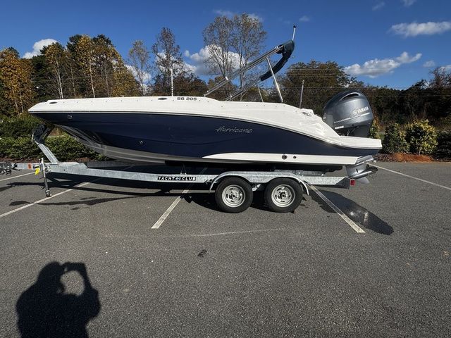 Hurricane SunDeck Sport 205 OB