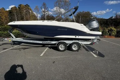 Hurricane SunDeck Sport 205 OB