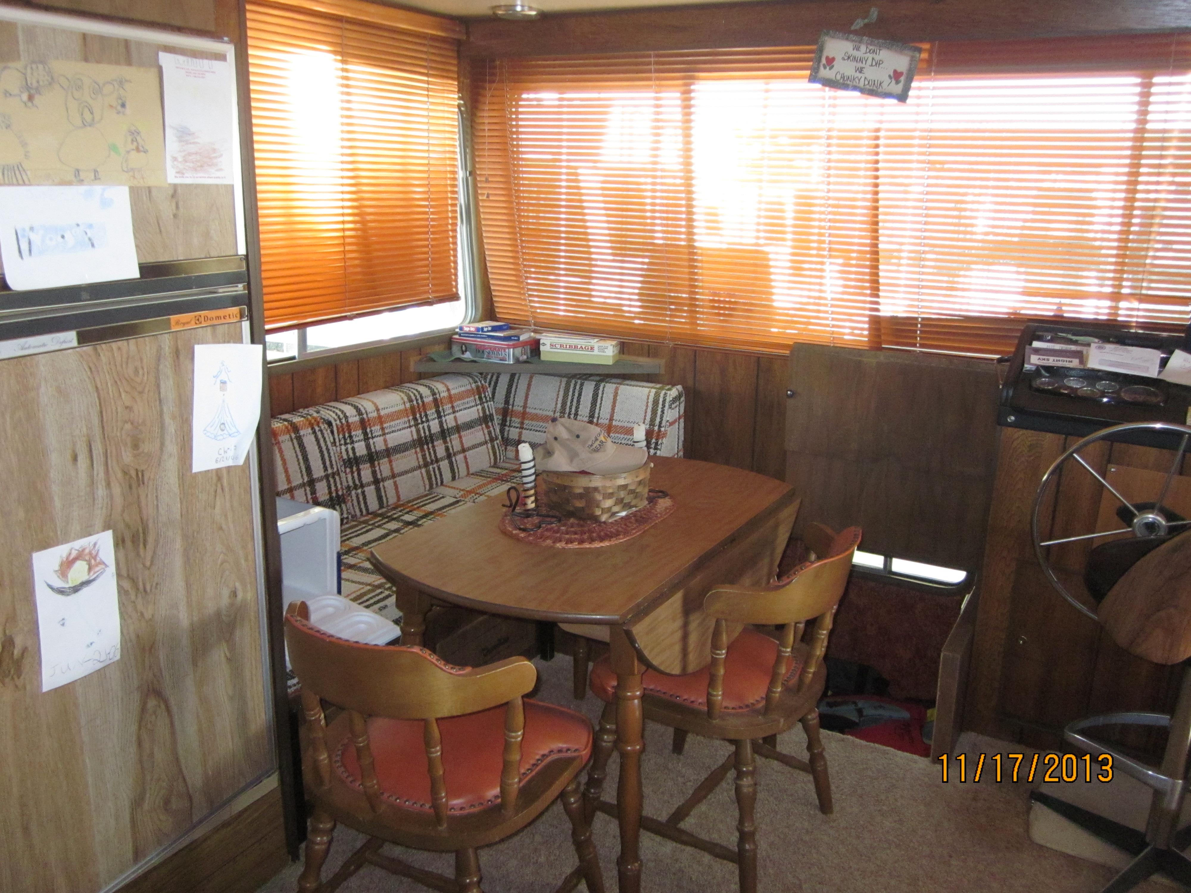 Harbor Master Houseboat