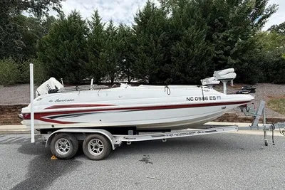 Hurricane SunDeck Sport 201 OB