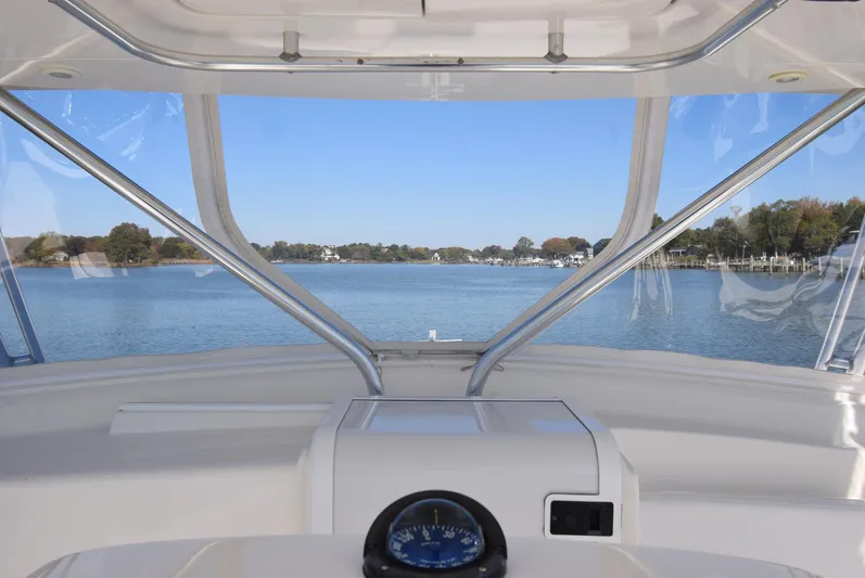 Kemosabe Yacht Photos Pics 