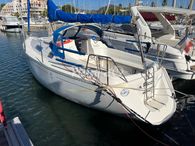1998 Dufour 30 Classic