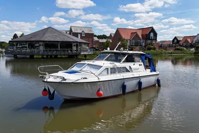 1980 Princess 25