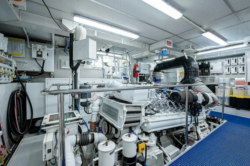 La Sirena Yacht Photos Pics 