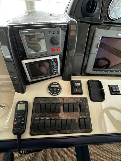 Miller Time Yacht Photos Pics 