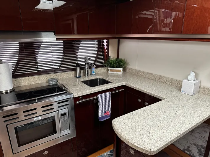 Miller Time Yacht Photos Pics 