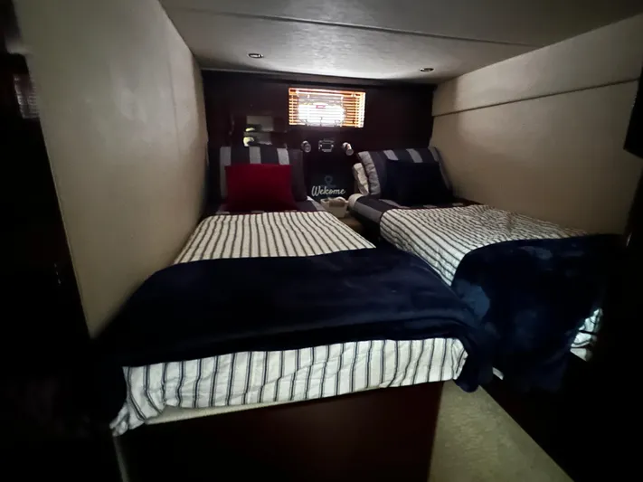 Miller Time Yacht Photos Pics 