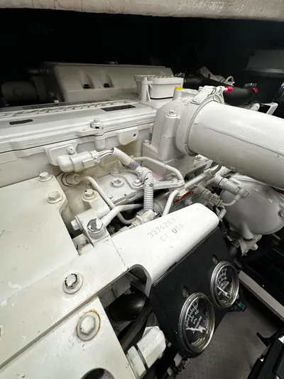 Miller Time Yacht Photos Pics 