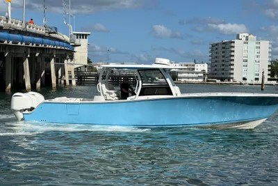 Sportsman Open 352 Center Console