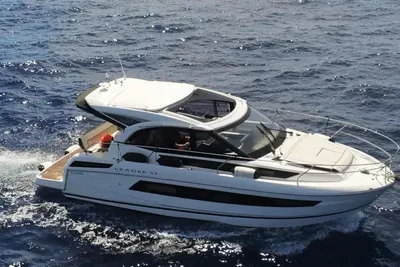 2019 Jeanneau Leader 33