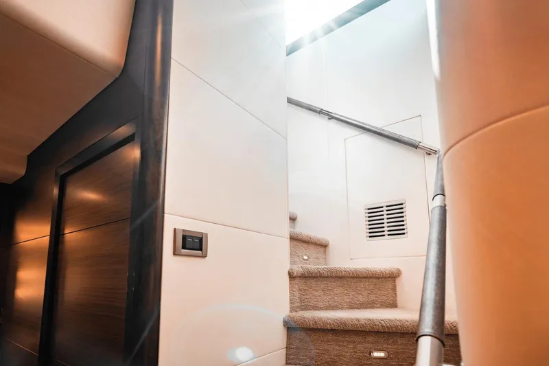 The Three B's Yacht Photos Pics 