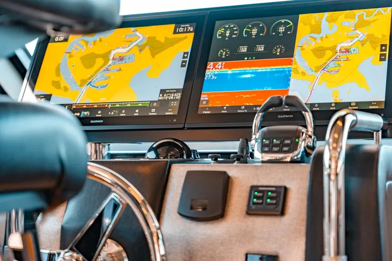 The Three B's Yacht Photos Pics 