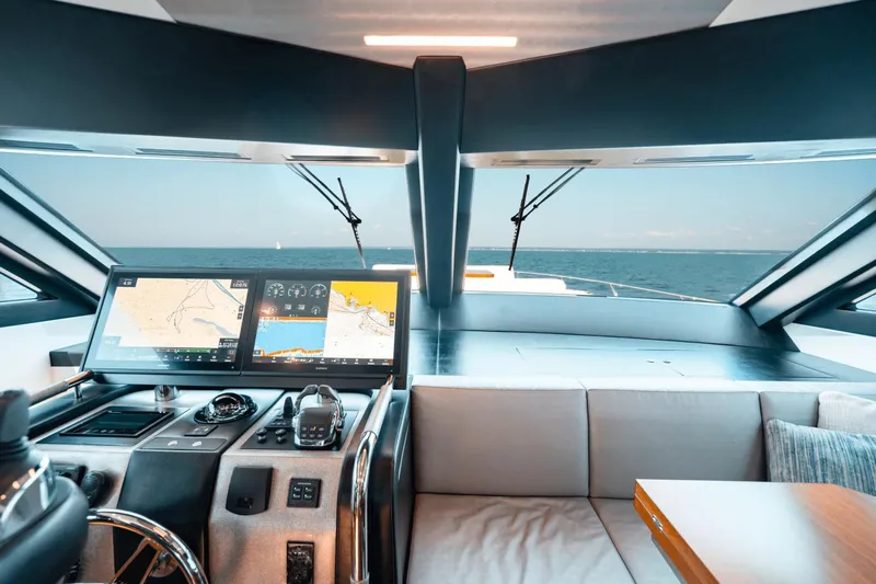 The Three B's Yacht Photos Pics 