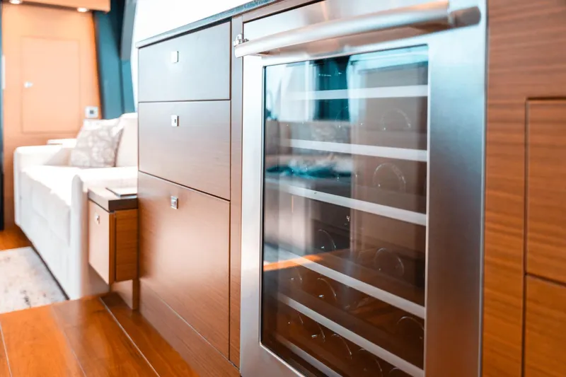 The Three B's Yacht Photos Pics 