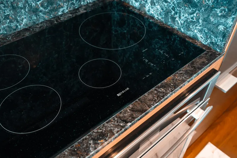 The Three B's Yacht Photos Pics 