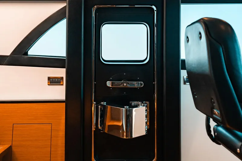 The Three B's Yacht Photos Pics 