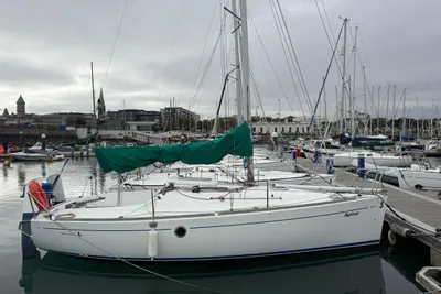 2002 Beneteau First 211