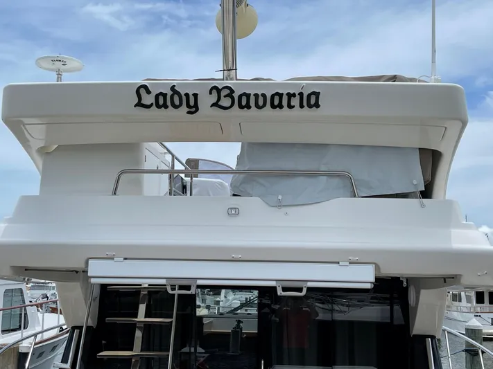 Lady Bavarkica Yacht Photos Pics 