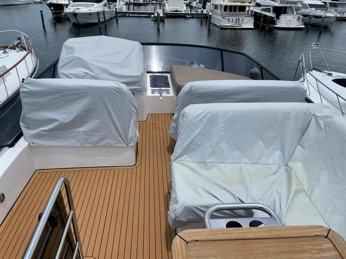 Lady Bavarkica Yacht Photos Pics 