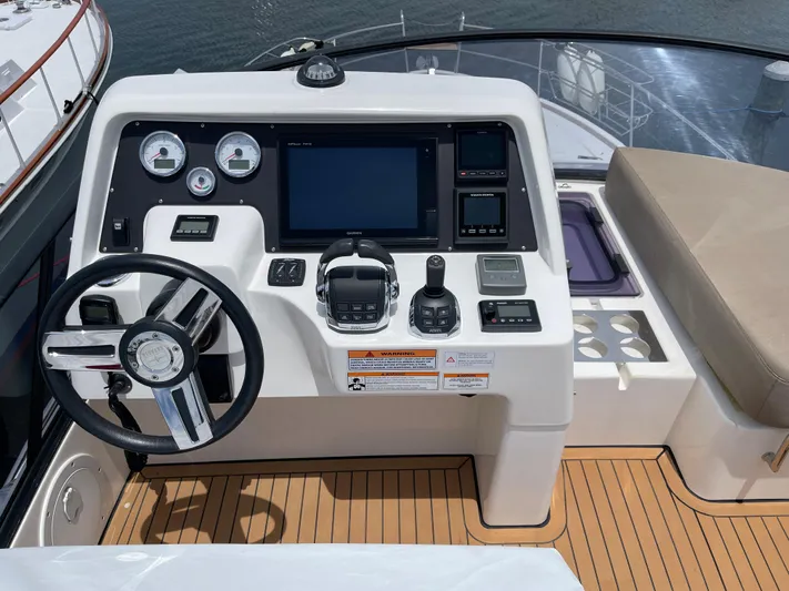 Lady Bavarkica Yacht Photos Pics 