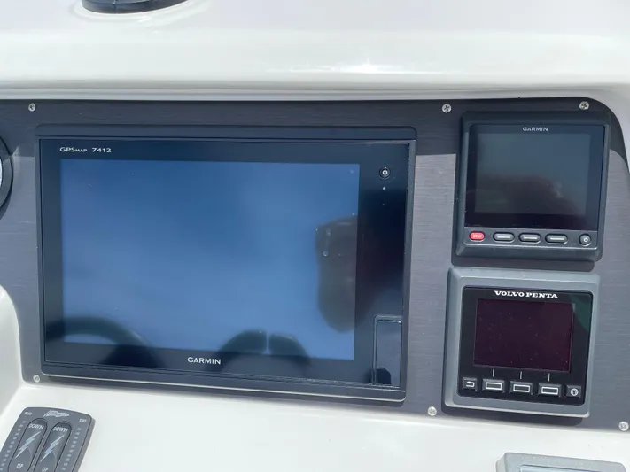 Lady Bavarkica Yacht Photos Pics 