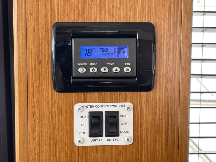 Lady Bavarkica Yacht Photos Pics 