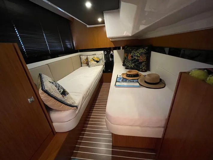 Lady Bavarkica Yacht Photos Pics 