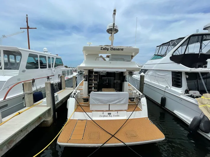 Lady Bavarkica Yacht Photos Pics 