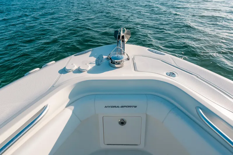  Yacht Photos Pics 2005 Hydra-Sports 3300 CC boat bow on open water.