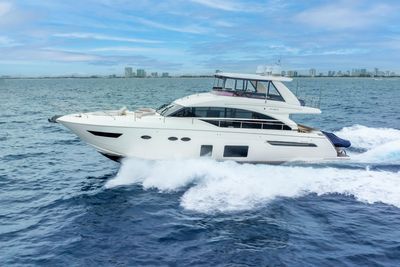 Yacht