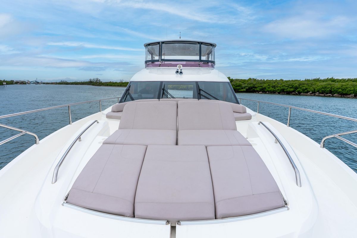 2018 Princess 68 