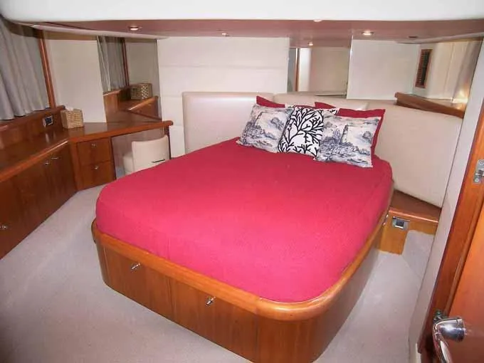 Young Girl Yacht Photos Pics Master Stateroom Berth