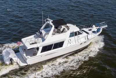 Meridian 490 Pilothouse