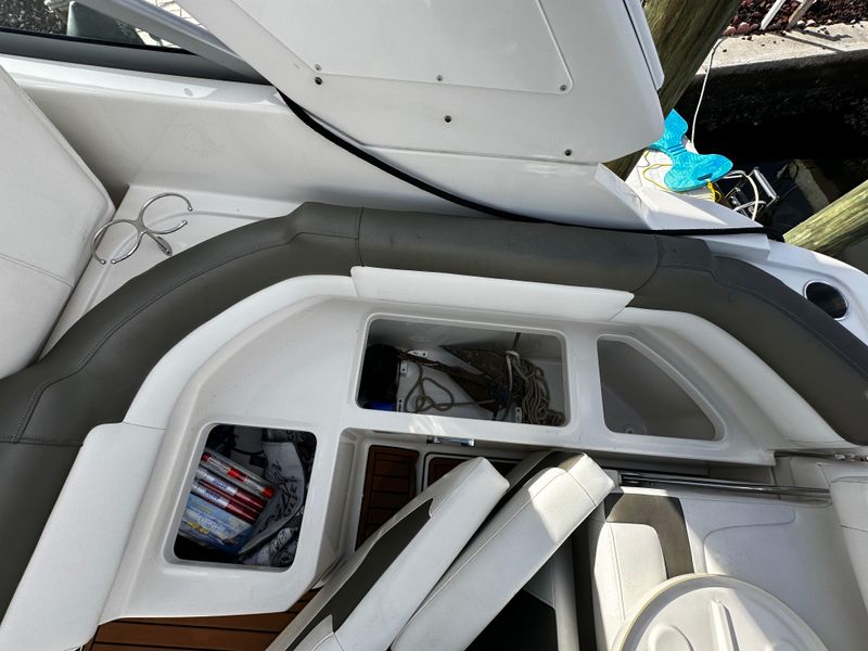 2014 Monterey 280 Sport Yacht