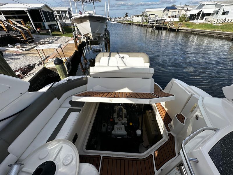 2014 Monterey 280 Sport Yacht