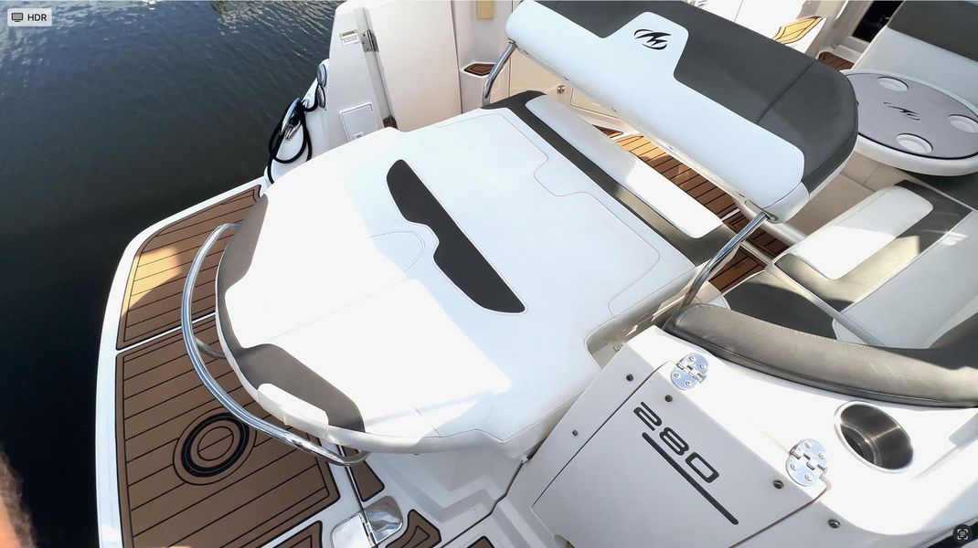 2014 Monterey 280 Sport Yacht