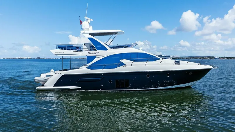 This Is Us 2 Yacht Photos Pics 2016 Azimut 50 Fly - Image 6