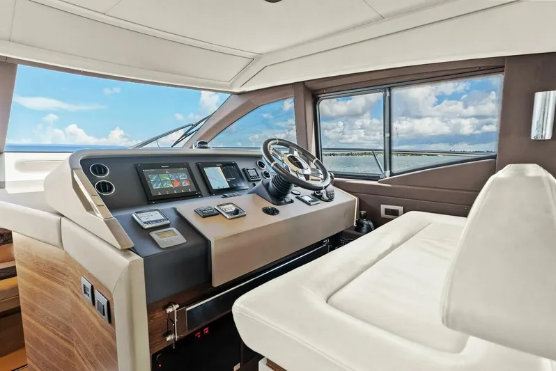 This Is Us 2 Yacht Photos Pics 2016 Azimut 50 Fly - Image 36