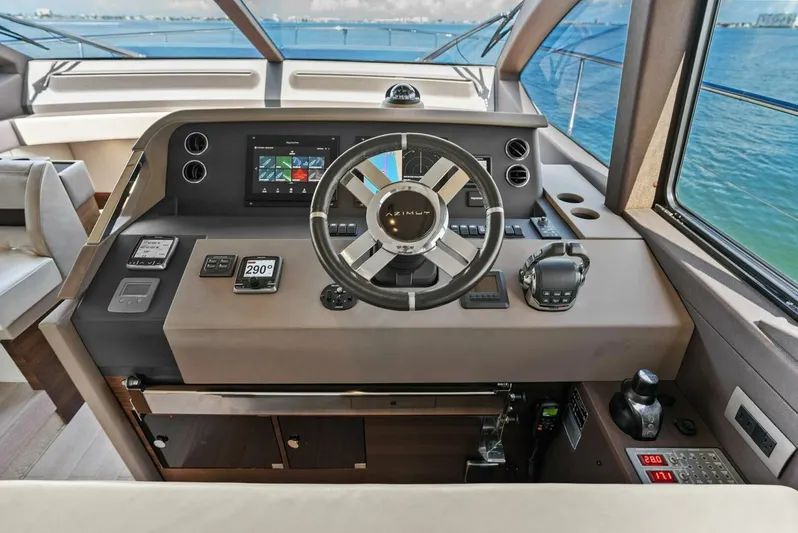 This Is Us 2 Yacht Photos Pics 2016 Azimut 50 Fly - Image 37