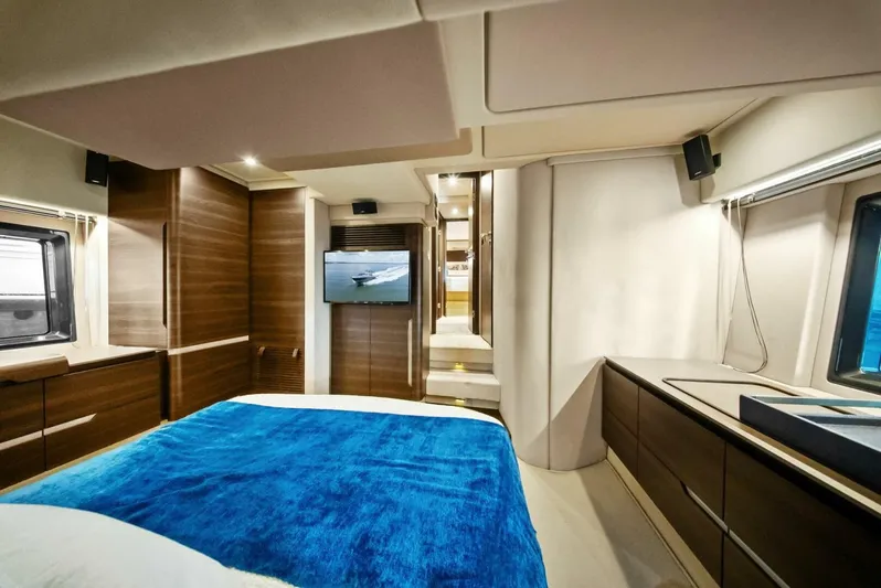 This Is Us 2 Yacht Photos Pics 2016 Azimut 50 Fly - Image 54