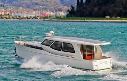 greenline 33 hybrid yacht