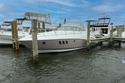 Rinker 360 Express Cruiser