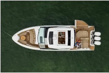  Yacht Photos Pics Aerial view of 2021 Sea Ray SLX 400 Outboard on water.