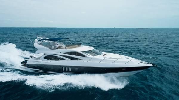 2004 Sunseeker Manhattan 64