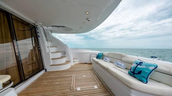 2004 Sunseeker Manhattan 64