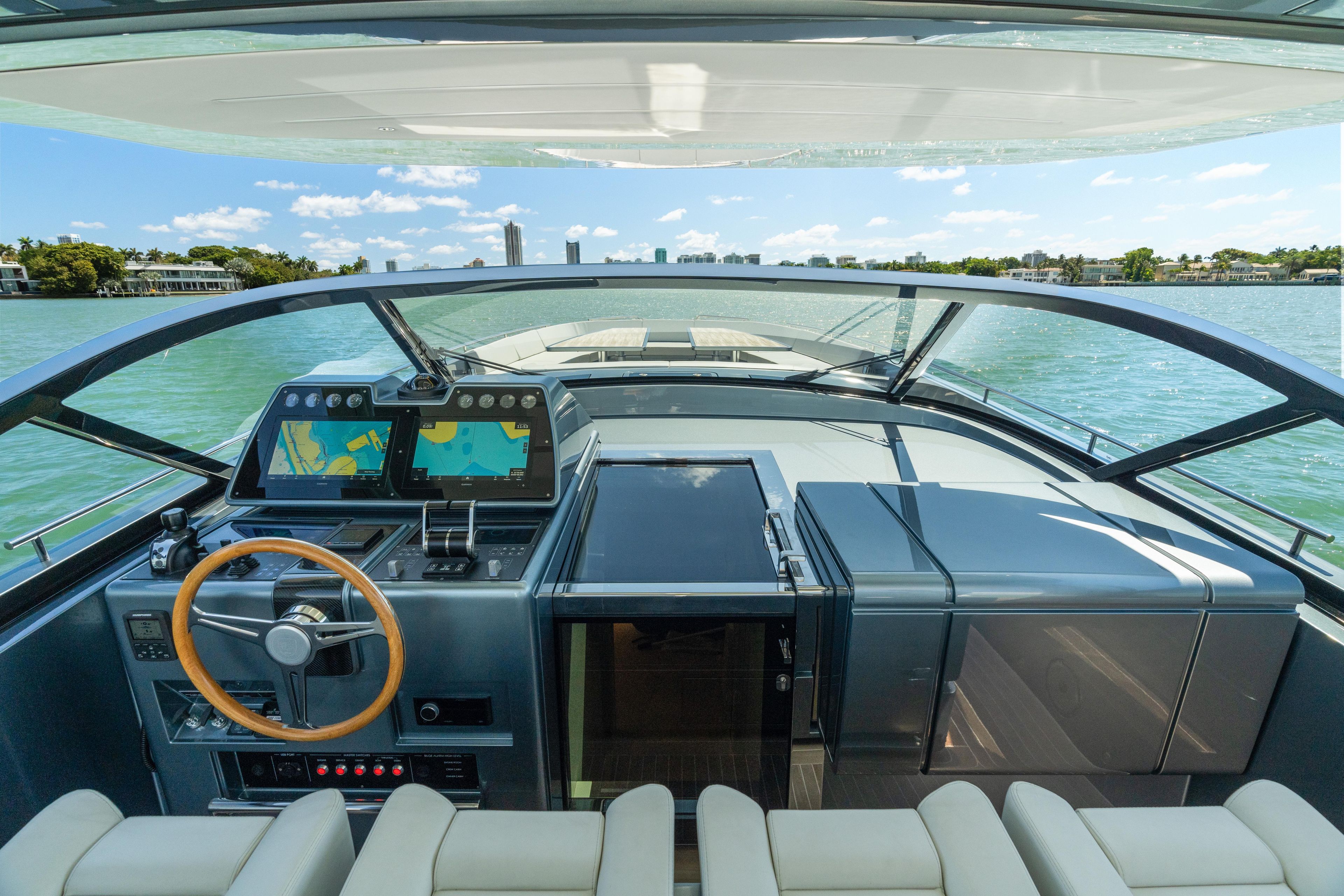 Yacht