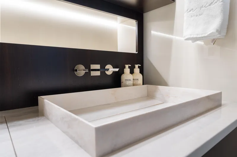 Pura Vida Yacht Photos Pics 