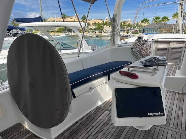 Hydro Therapy Yacht Photos Pics 